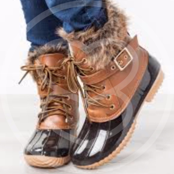 Cozy Tan Winter Vegan Fur leather Lace up Duck Boots - Picture 3 of 5